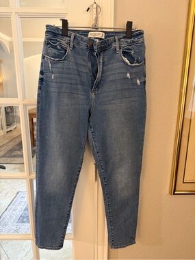 Distressed High-Rise Skinny Blue Women’s Jeans - Abercrombie & Fitch Curve Love